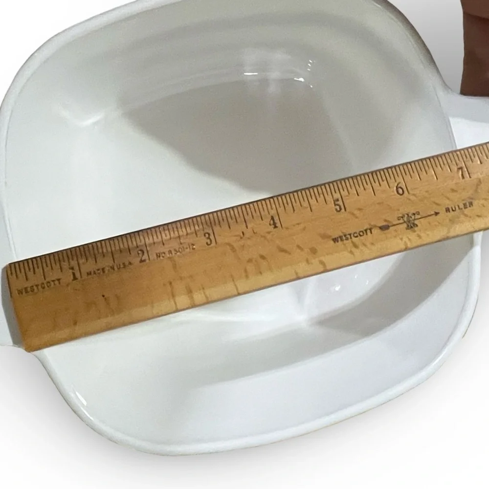 Vintage Corningware Casserole Dish Set with Lids (1.75 Qt and 2.5 Qt)